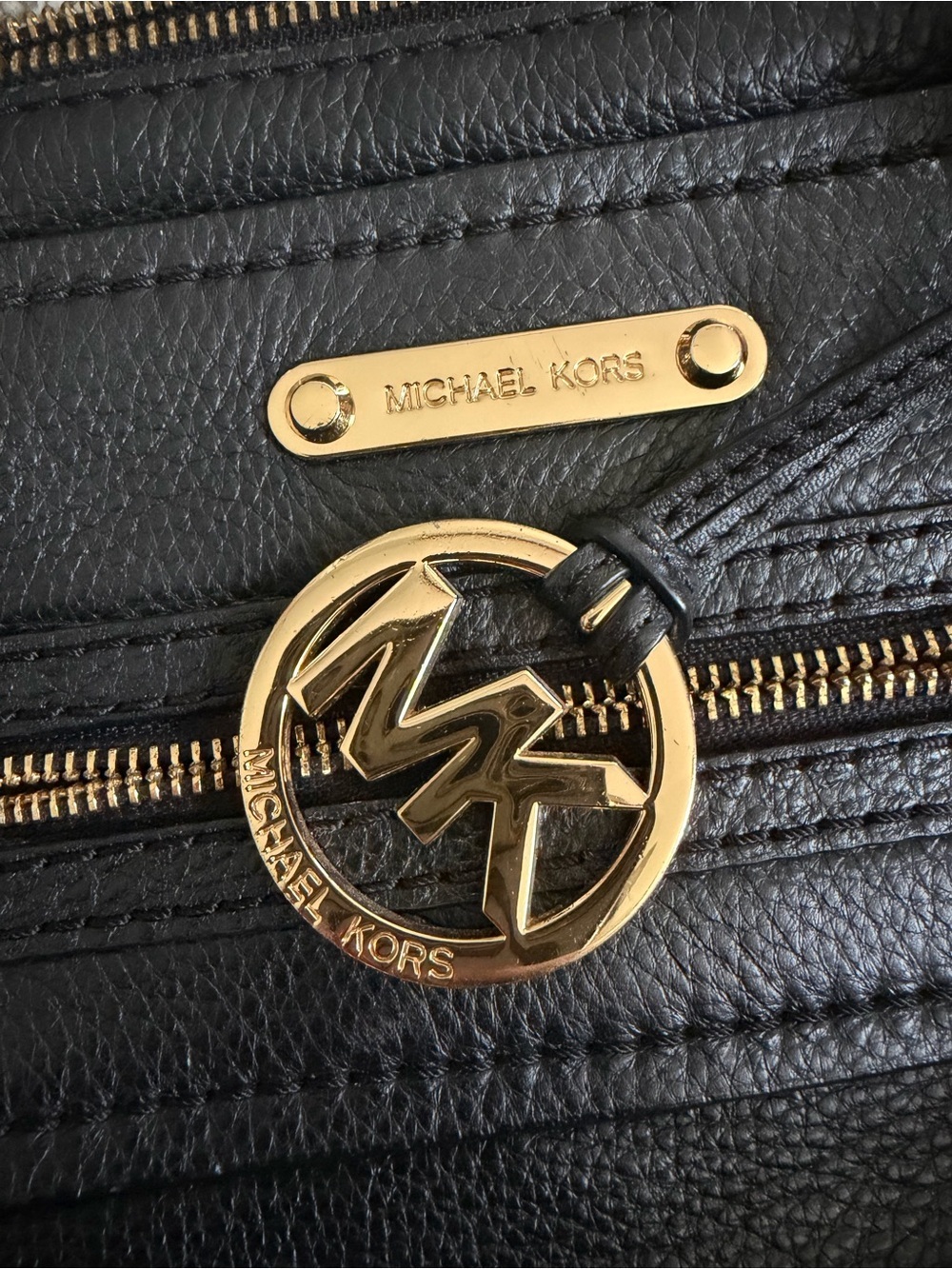 Michael Kors Black Pebbled Leather Satchel Shoulder Bag | Gold Hardware - Picture 3 of 14
